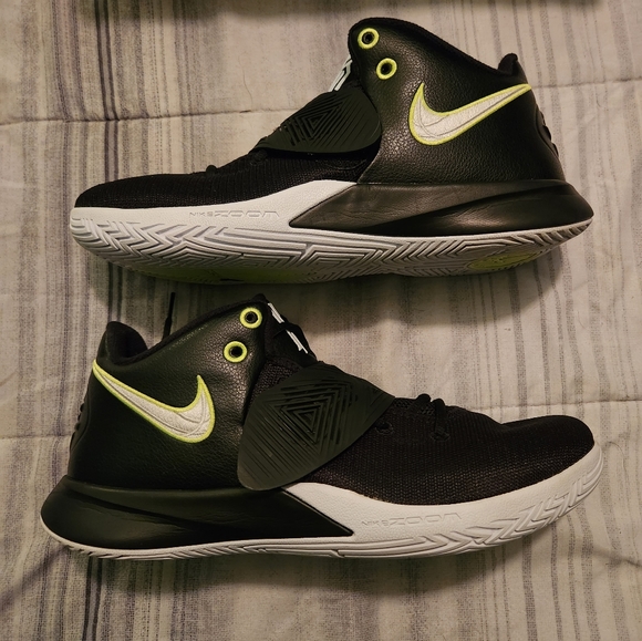 Kyrie flytrap III - Picture 2 of 6